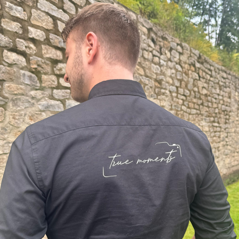 True moments Hochzeits- Foto- und Videografie - Team-Hemd